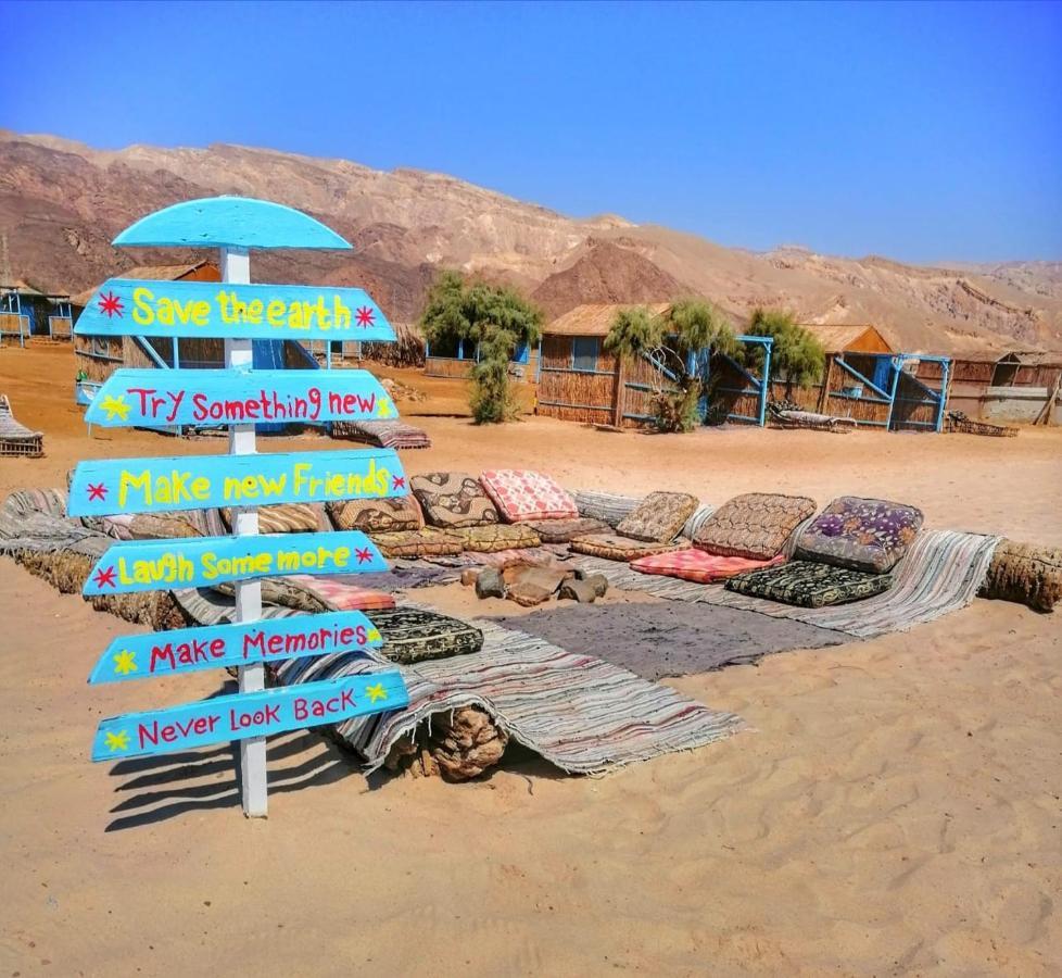 Half Moon Camp Hotel Taba Exterior photo