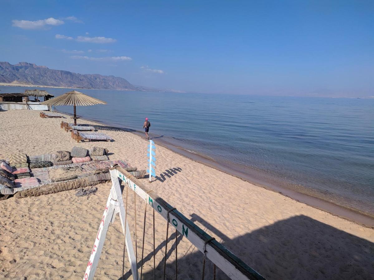 Half Moon Camp Hotel Taba Exterior photo
